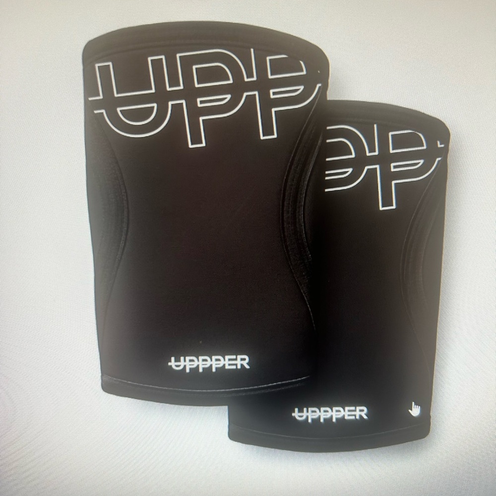 UPPPER knee sleeves!